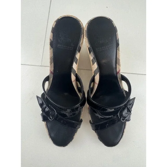 Burberry Haymarket Check Espadrille Wedge Sandals Black Patent Leather 38 7.5 8 - Picture 1 of 9